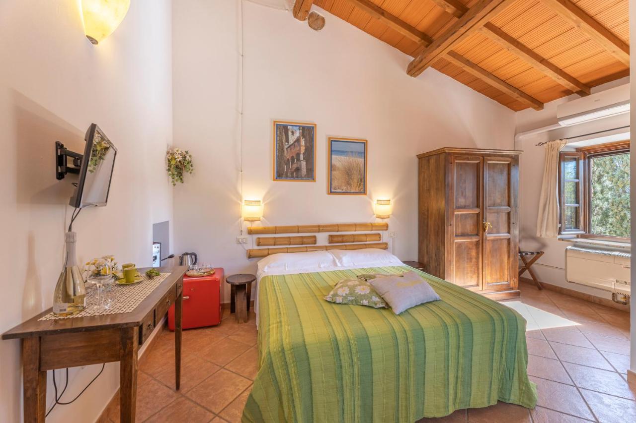 Agriturismo Cappellese Castelnuovo della Misericordia Exterior photo